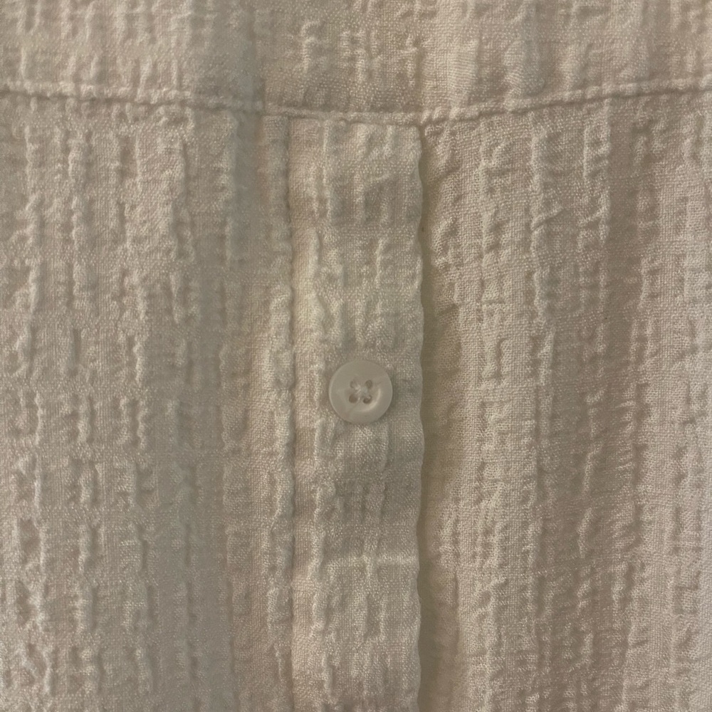 Jane and Delancey Textured White Blouse - Picture 3 of 8